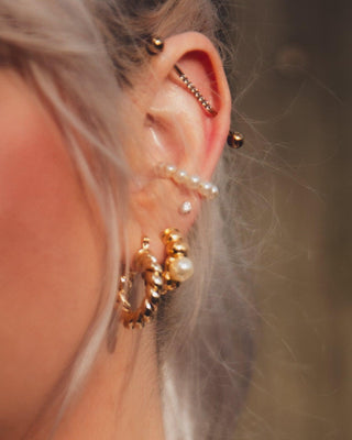 Gold Renaissance · Perla Ear Cuff - Of The Vine