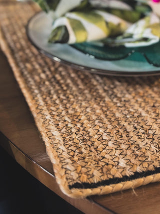 El Jardín · Tossa Hand Braided Jute Placemat · Set of 4 - Of The Vine